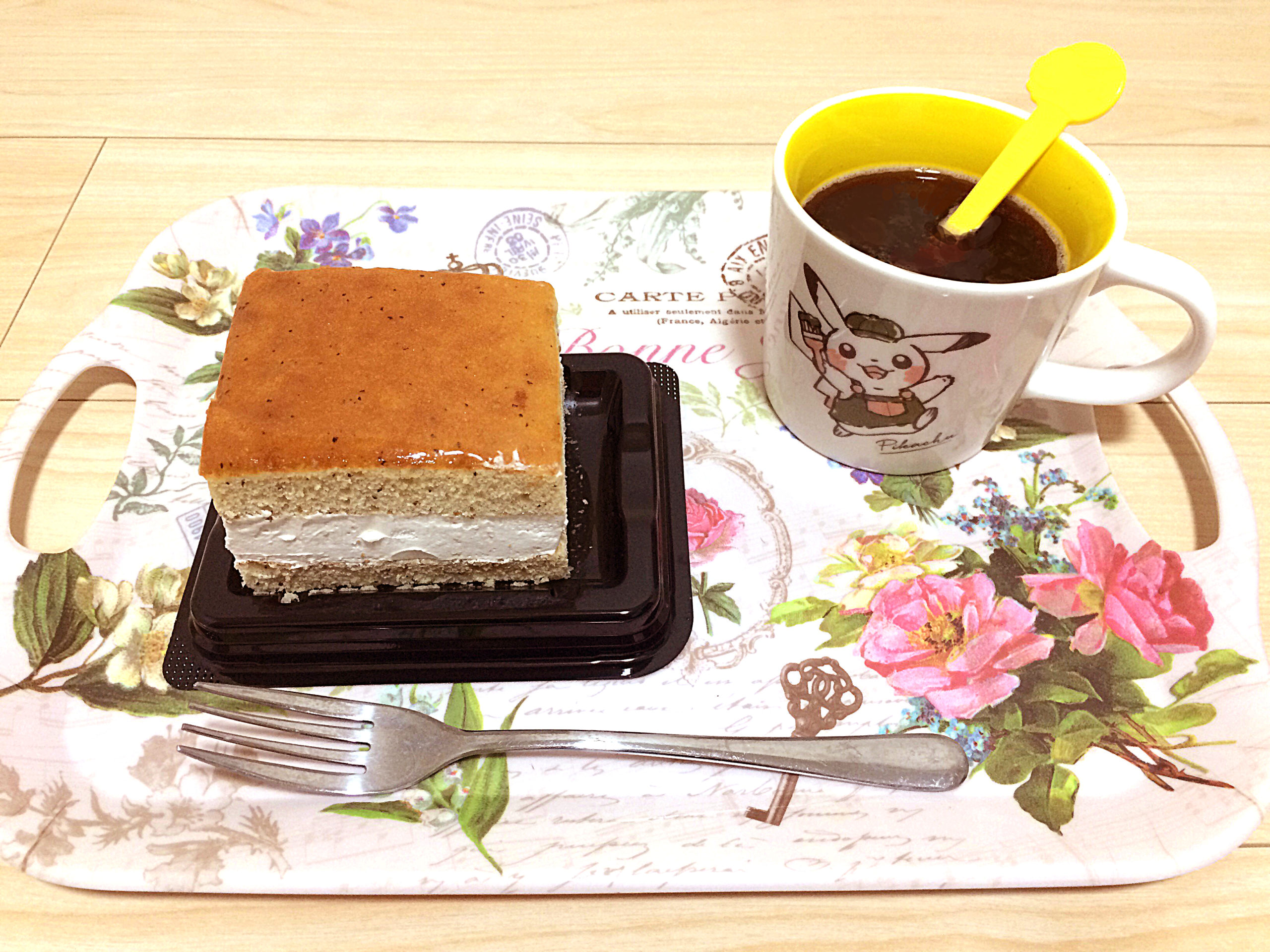 モンテール 小さな洋菓子店 とろ生ケーキ 紅茶 Nyainの新商品