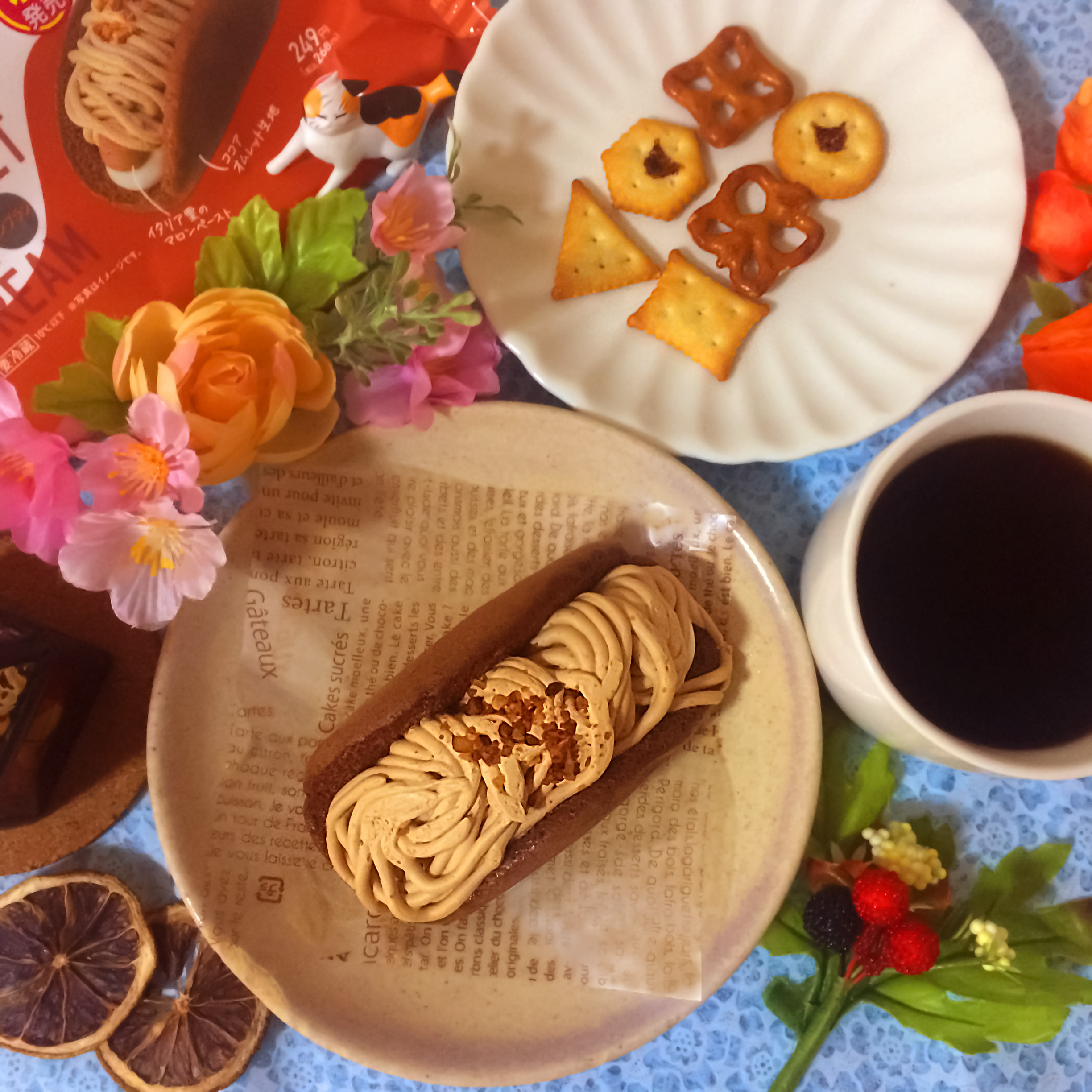 ファミリーマート「ふわふわケーキオムレット　モンブラン」の実食　発売日：2022年3月1日